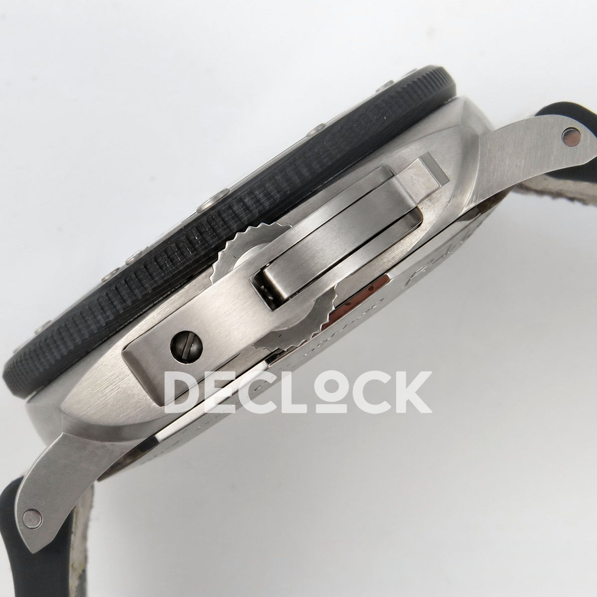 Panerai Submersible Navy SEALs Titanio PAM01669 Camouflage VSF P900 replica - crown guard
