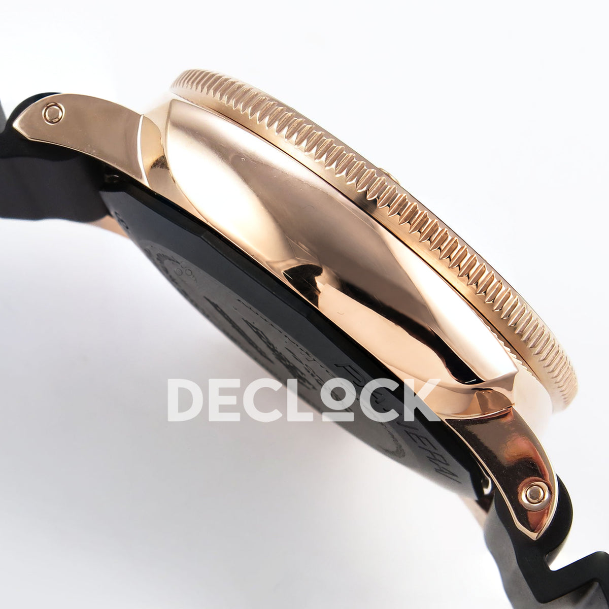 Panerai Submersible PAM02164 Rose Gold Black Rubber VSF P900 replica - case profile