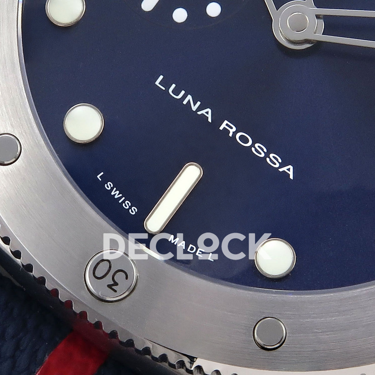 Panerai Submersible QuarantaQuattro Luna Rossa PAM01391 Blue Fabric VSF P900 replica - lower dial detail