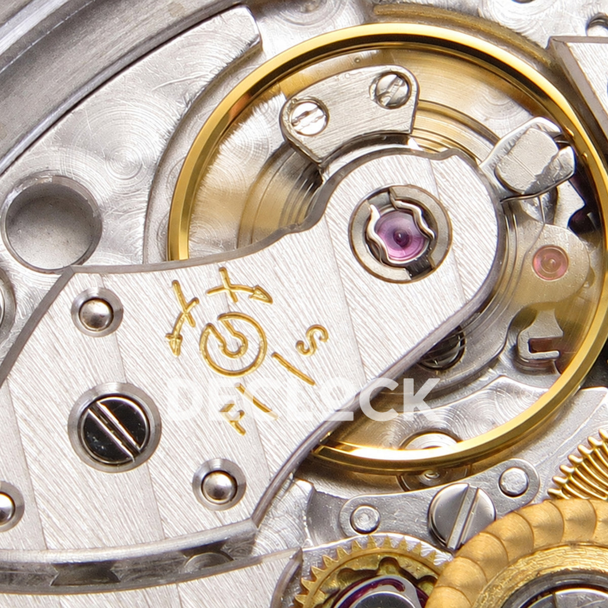 Patek Philippe Nautilus 5711 DDF 2006 V2, blue dial, DPB330 — balance detail