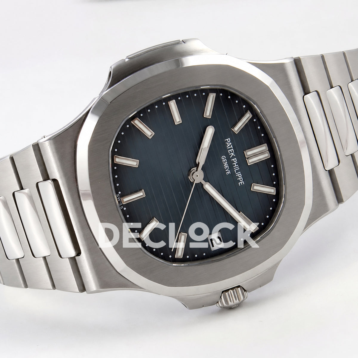 Patek Philippe Nautilus 5711 DDF 2006 V2, blue dial, DPB330 — bracelet front