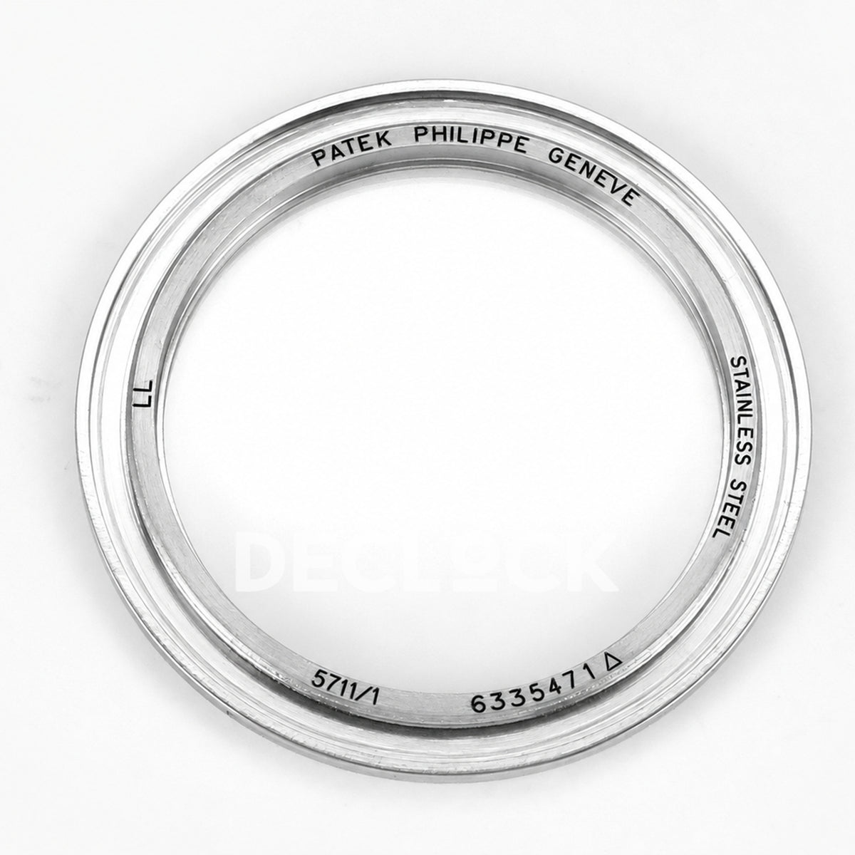 Patek Philippe Nautilus 5711 DDF 2006 V2, blue dial, DPB330 — caseback inscription