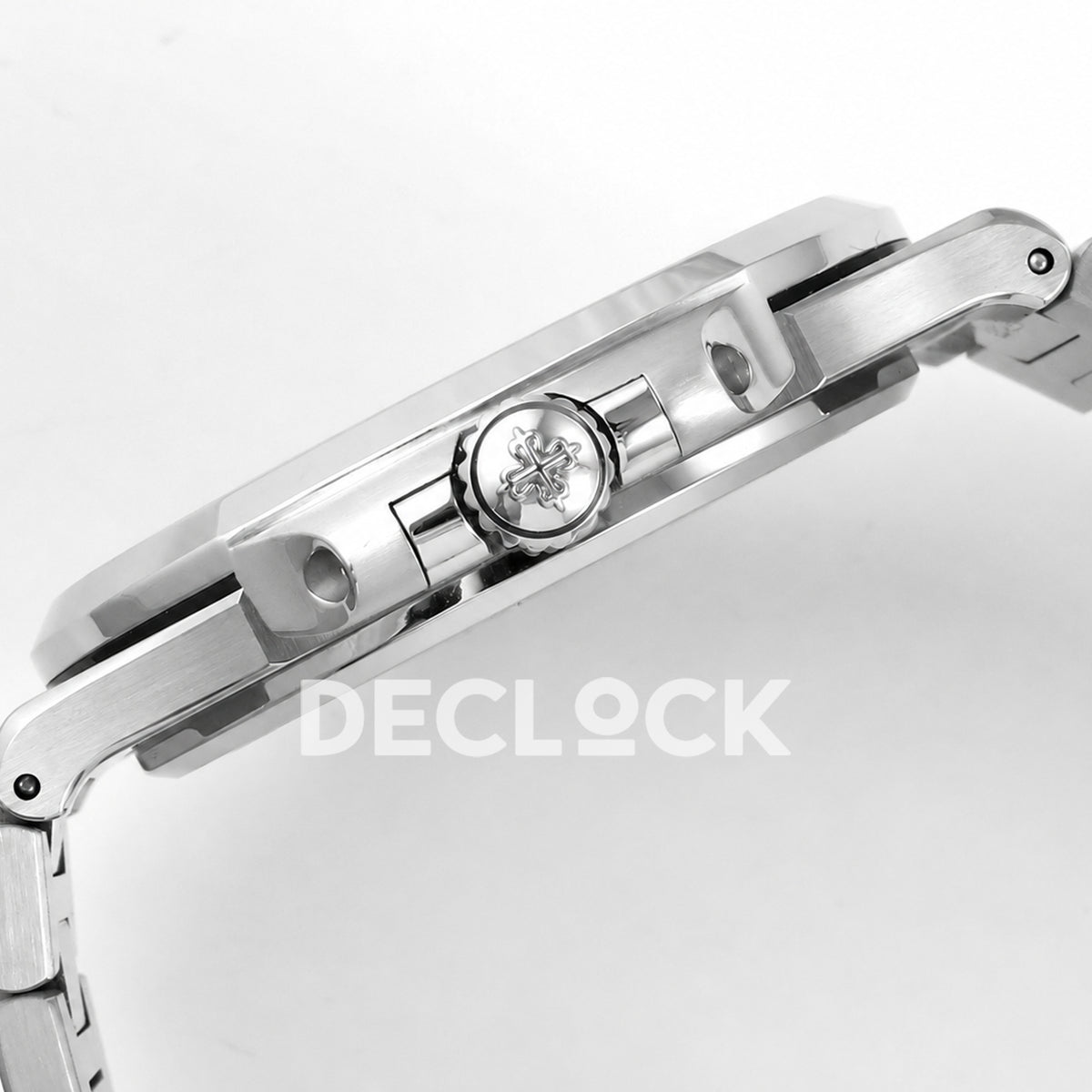 Patek Philippe Nautilus 5711 DDF 2006 V2, blue dial, DPB330 — crown profile