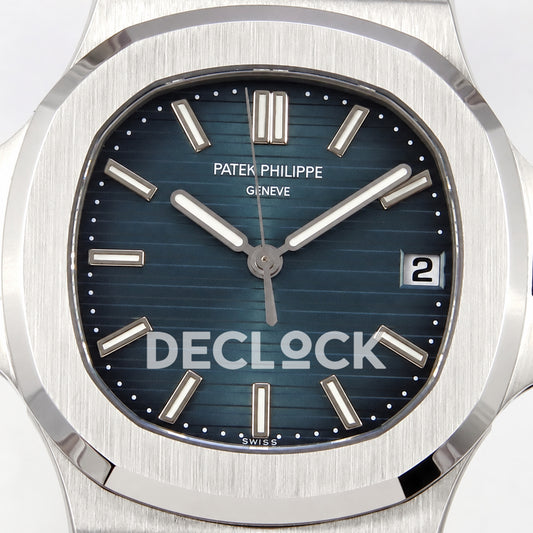 Patek Philippe Nautilus 5711 DDF 2006 V2, blue dial, DPB330 — dial close up