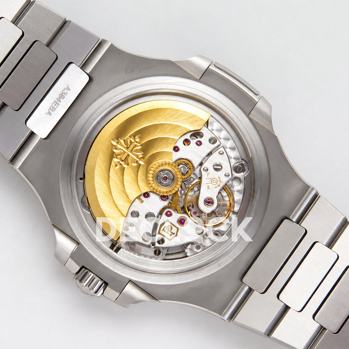 Patek Philippe Nautilus 5711 DDF 2006 V2, blue dial, DPB330 — movement balance