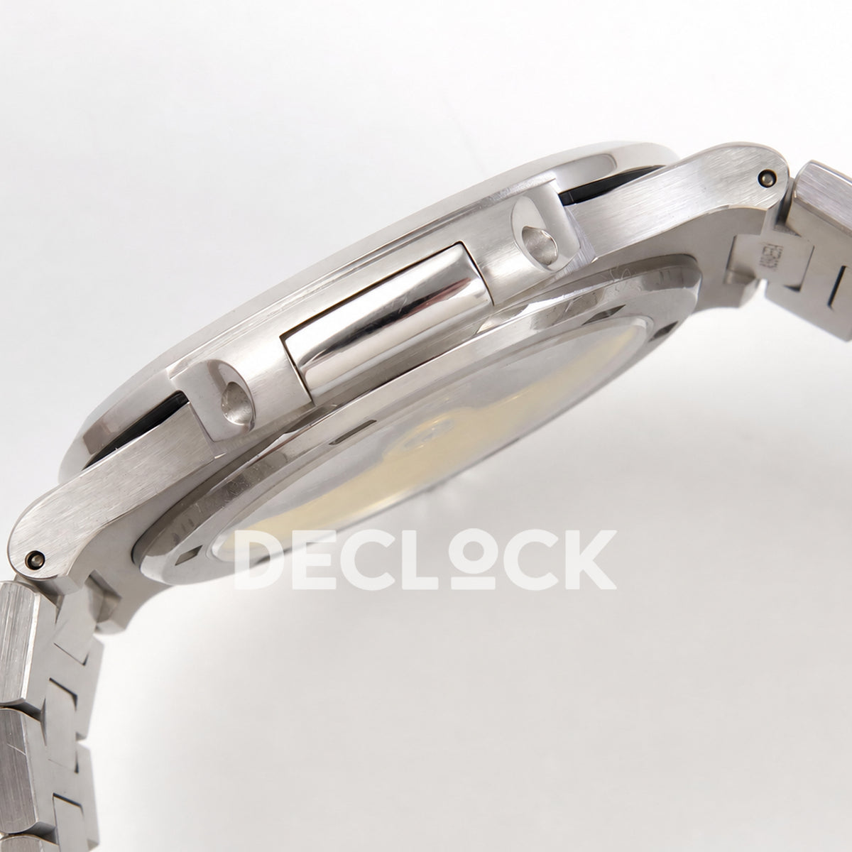 Patek Philippe Nautilus 5711 PPF, blue dial, JH330 — case profile