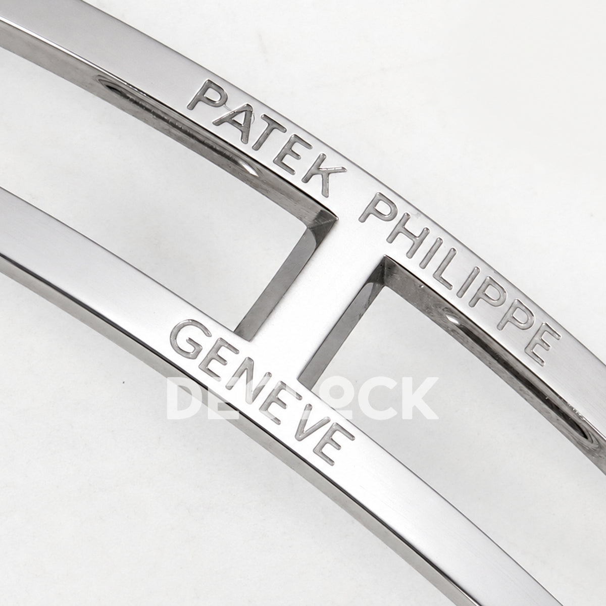 Patek Philippe Nautilus 5711 PPF, blue dial, JH330 — clasp engraving