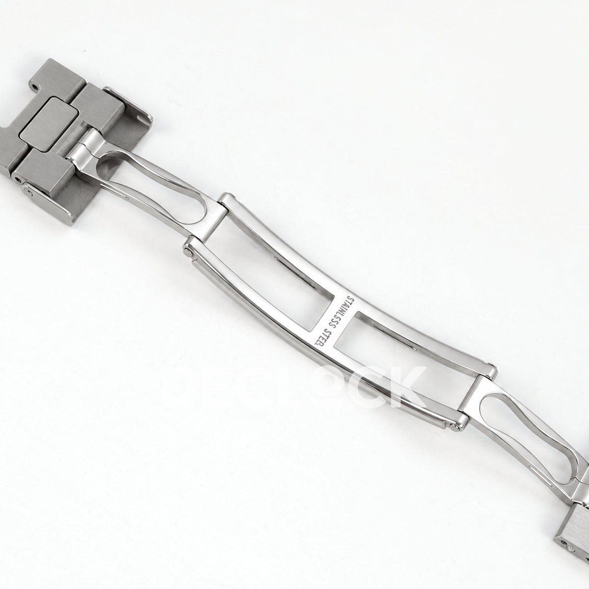 Patek Philippe Nautilus 5711 PPF, blue dial, JH330 — clasp underside