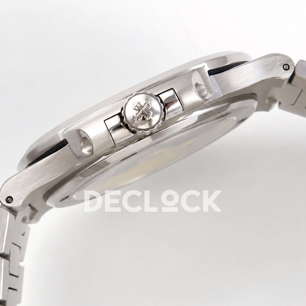 Patek Philippe Nautilus 5711 PPF, blue dial, JH330 — crown profile