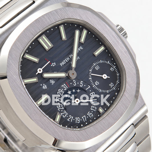 Patek Philippe Nautilus 5712/1A-001 UMI blue dial - dial angle