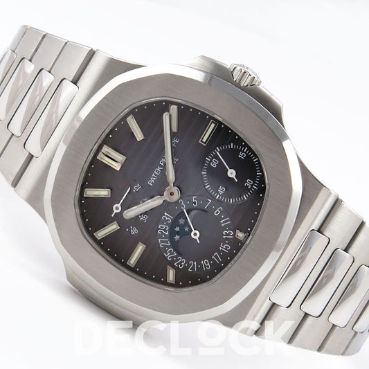Nautilus 5712 PPF V4+ blue dial, steel case and bracelet at the opposite angle