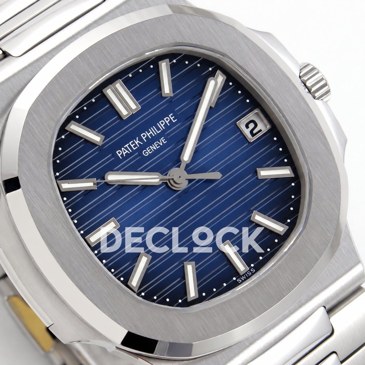 Patek Philippe Nautilus 5811 DDF weighted, blue dial, DD330 — angled dial detail