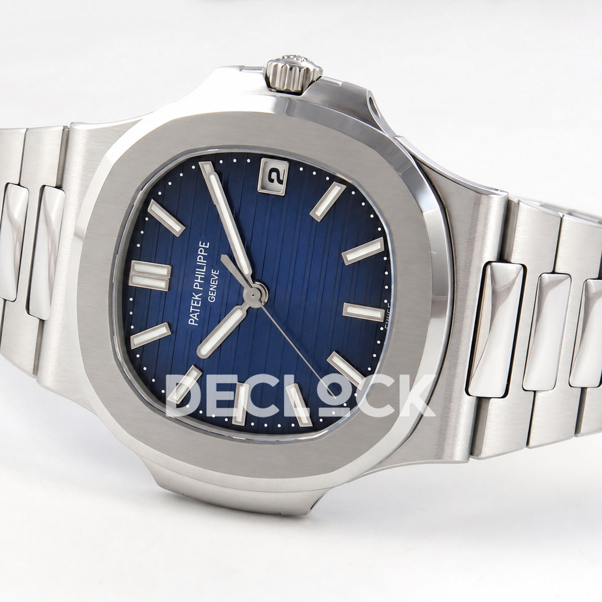 Patek Philippe Nautilus 5811 DDF weighted, blue dial, DD330 — bracelet reverse angle