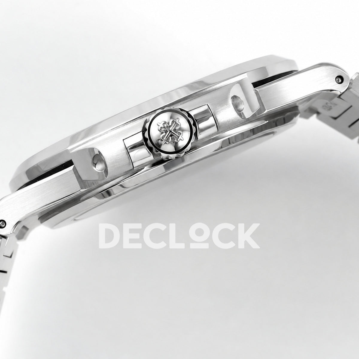 Patek Philippe Nautilus 5811 DDF weighted, blue dial, DD330 — crown profile