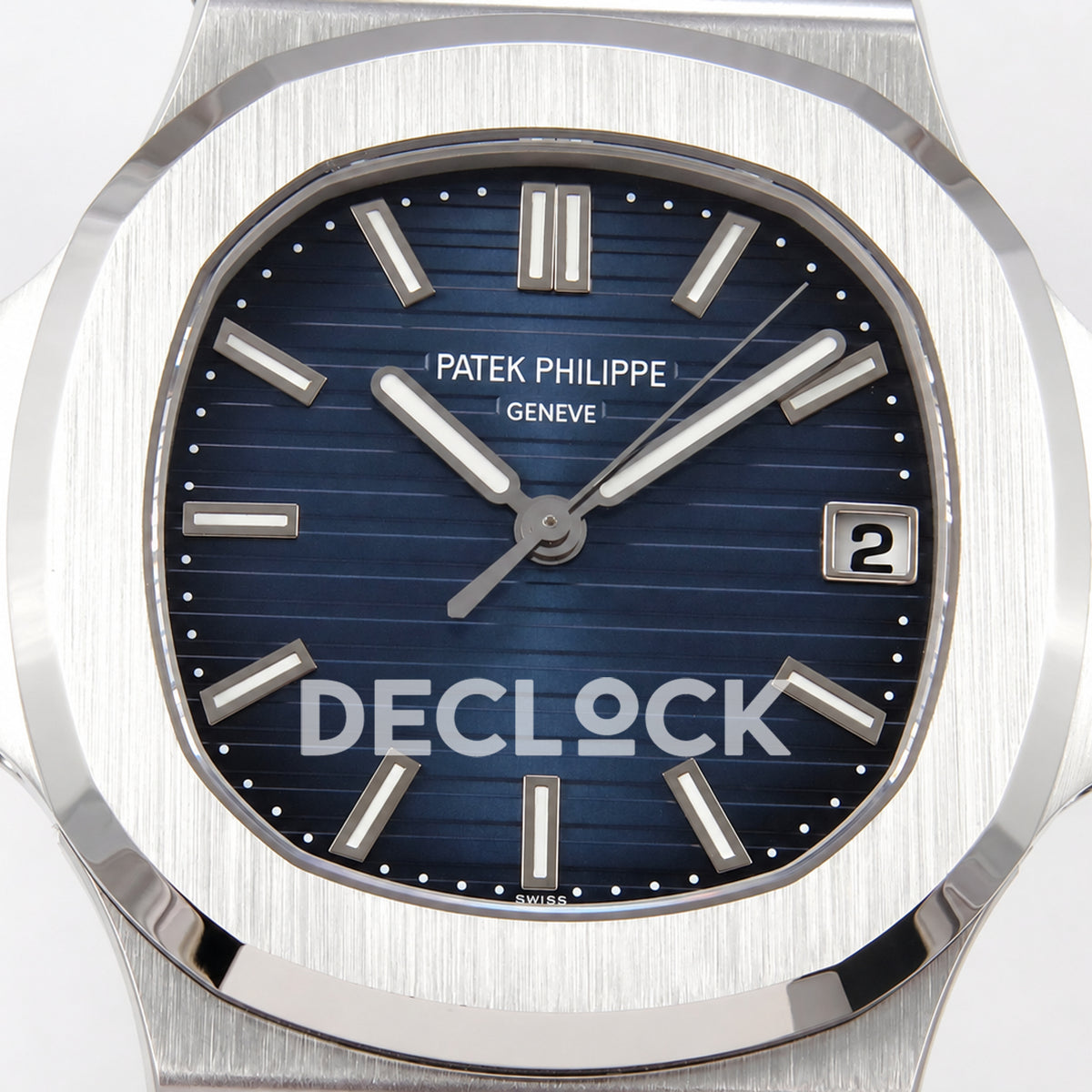Patek Philippe Nautilus 5811 DDF weighted, blue dial, DPB330 — dial close up