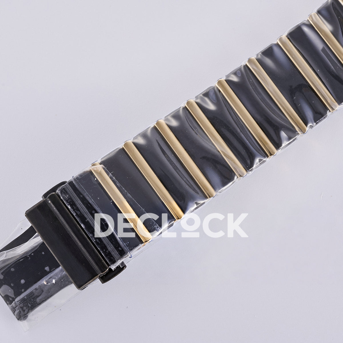 Piaget Polo 79 38mm Black Gold Dial Bracelet PDF 1200P1 replica - bracelet angle