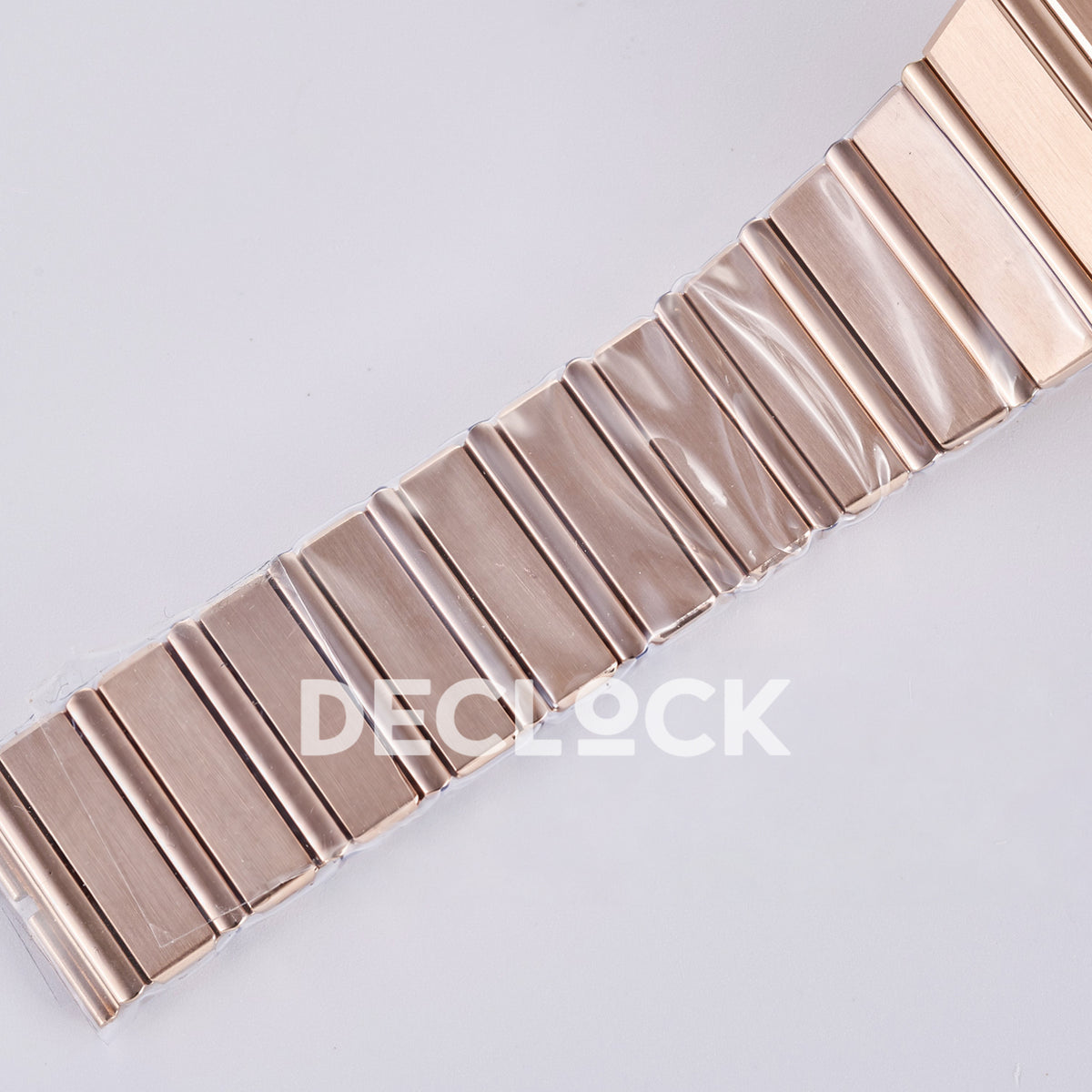 Piaget Polo 79 38mm Pink Dial Rose Gold Bracelet PDF 1200P1 replica - bracelet front