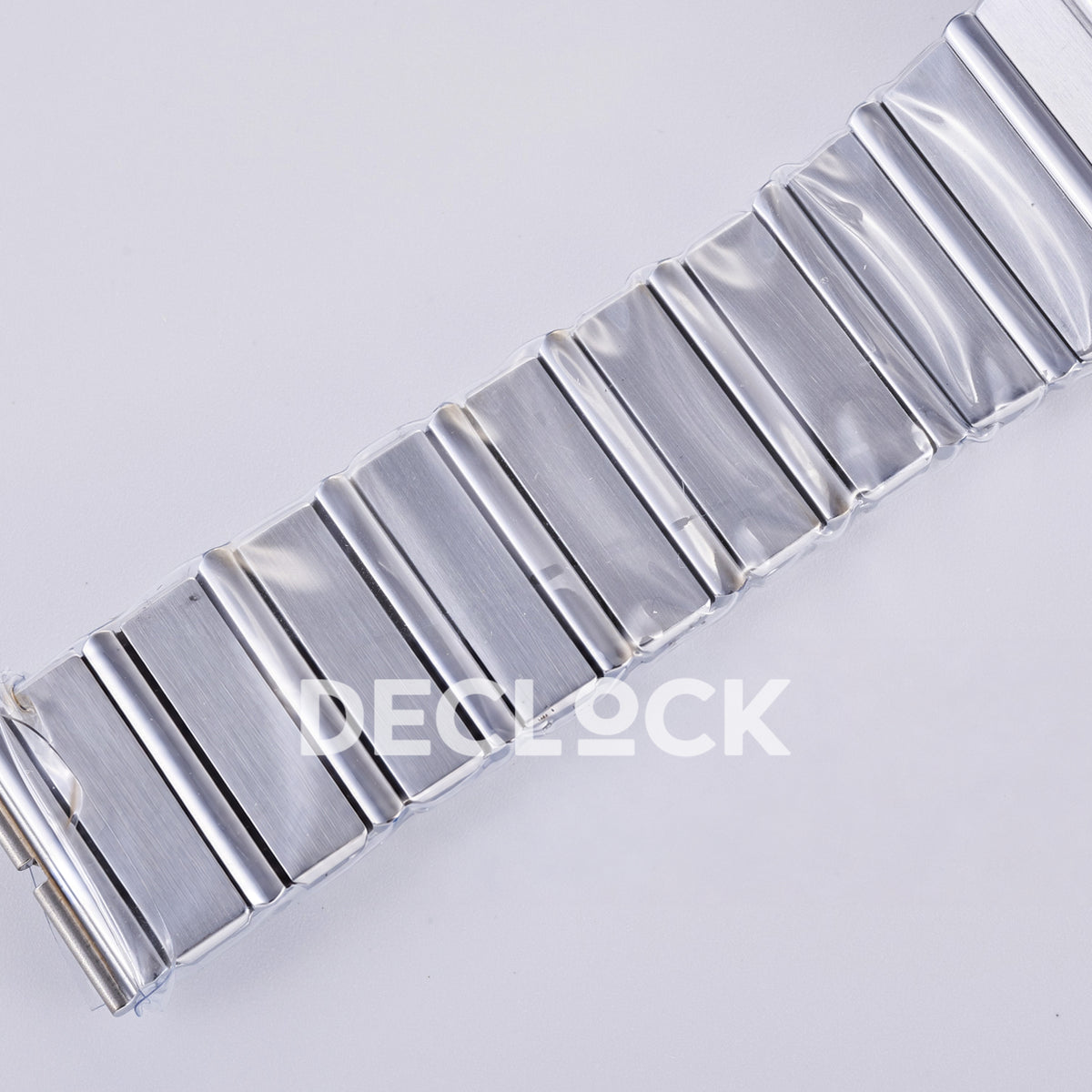 Piaget Polo 79 G0A50150 38mm Silver Dial Steel Bracelet PDF 1200P1 replica - bracelet front
