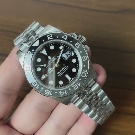 Replica Rolex GMT Master II 126710GRNR "Bruce Wayne" in Jubilee |  Declock.