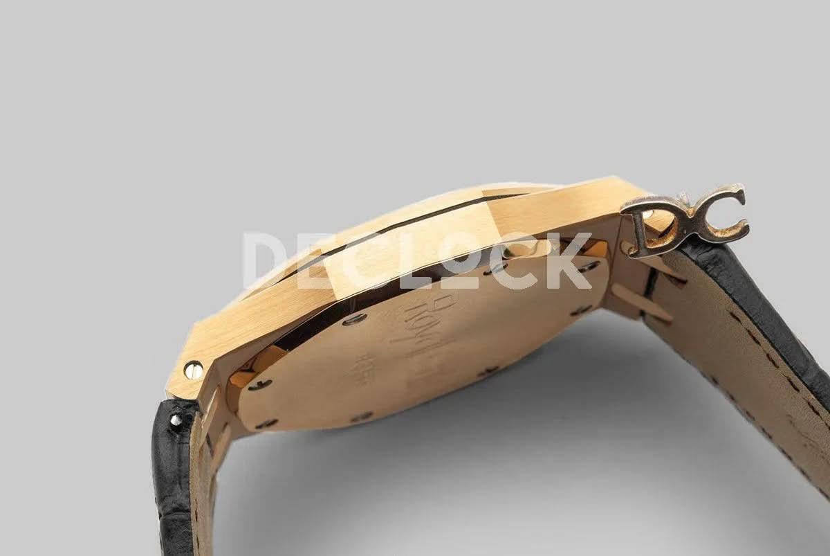 Replica Audemars Pigeut Royal Oak 15202 Gold Black Dial on Black Leather Strap |  Declock.