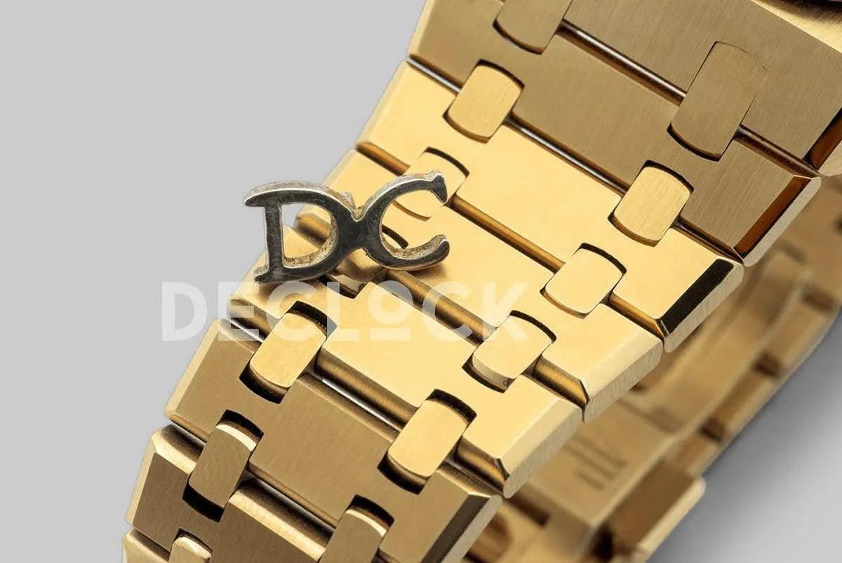 Replica Audemars Pigeut Royal Oak 15400 Black Dial |  Declock.