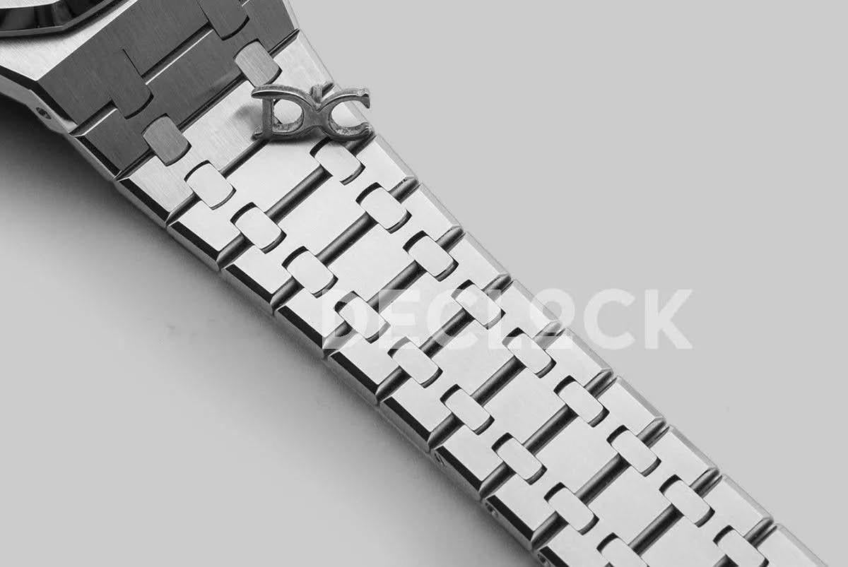 Replica Audemars Pigeut Royal Oak 15400 Steel Grey Dial |  Declock.