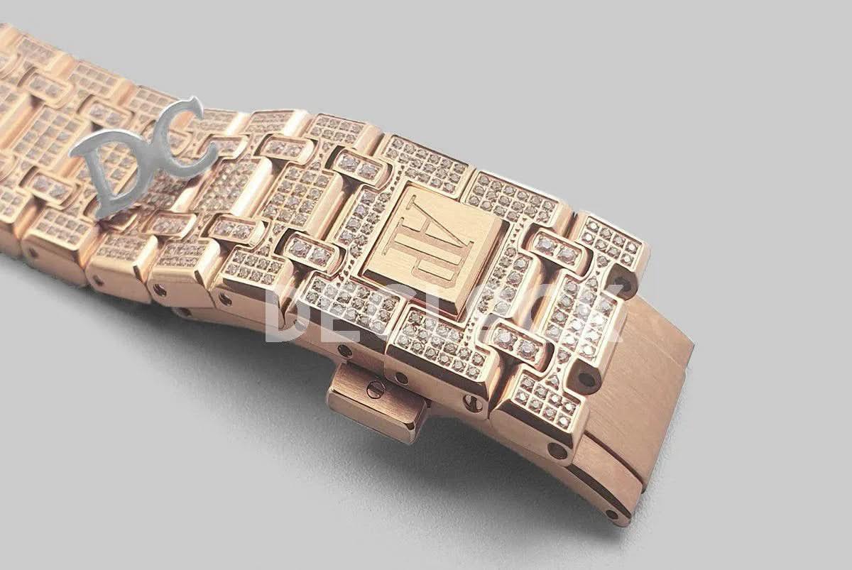 Replica Audemars Pigeut Royal Oak 41mm 15402OR Full Diamond Paved In Pink Gold on Bracelet |  Declock.