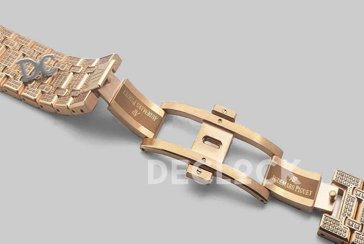 Replica Audemars Pigeut Royal Oak 41mm 15402OR Full Diamond Paved In Pink Gold on Bracelet |  Declock.