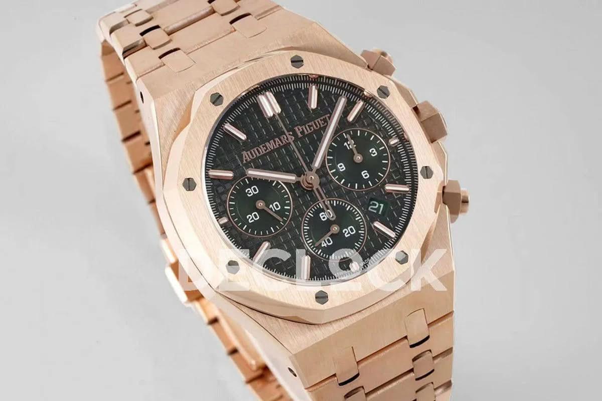 Replica Audemars Pigeut Royal Oak Self-Winding Chronograph Green Dial in Rose Gold |  Declock.