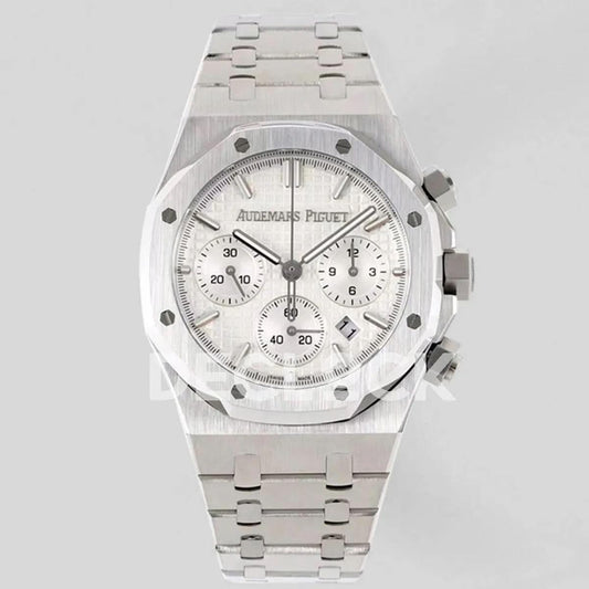 Replica Audemars Pigeut Royal Oak Self-Winding Chronograph White Dial in Steel |  Declock.