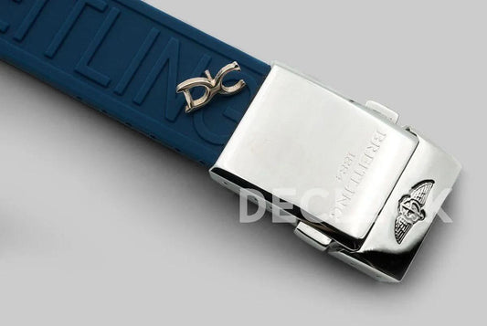 Replica Breitling Avenger II GMT Blue Dial in Steel on Rubber Strap |  Declock.