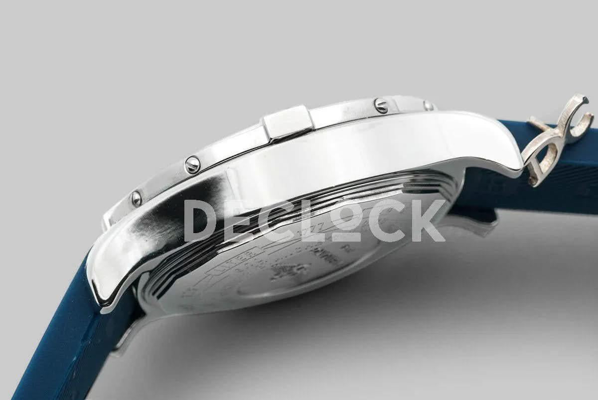 Replica Breitling Avenger II GMT Blue Dial in Steel on Rubber Strap |  Declock.