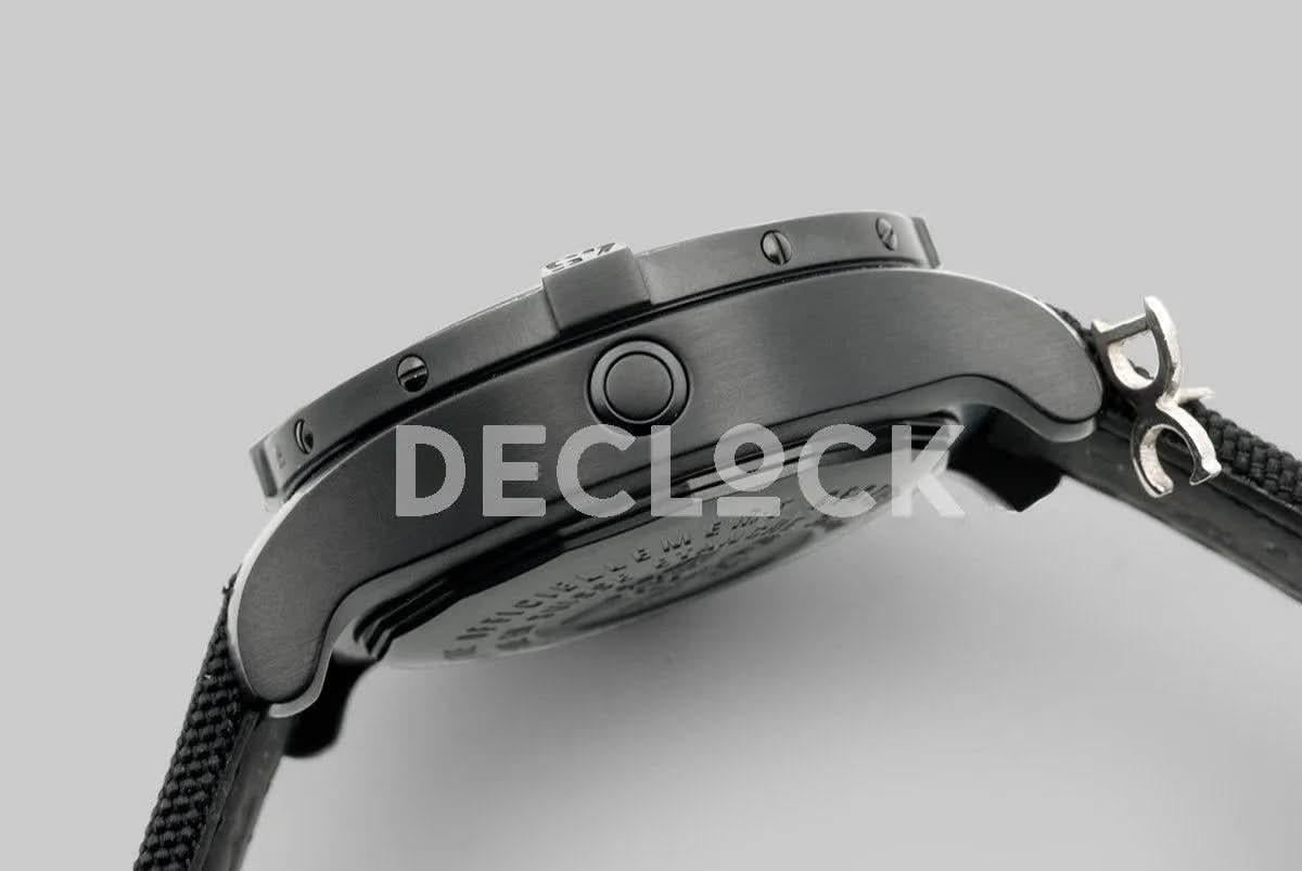 Replica Breitling Avenger Seawolf Blacksteel Black/Yellow DLC |  Declock.