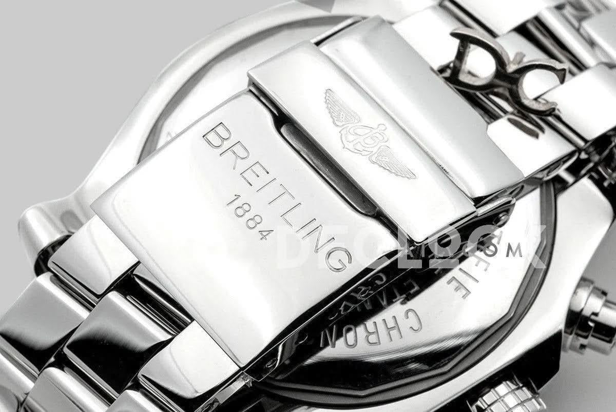 Replica Breitling Avenger Skyland Black Dial in Steel |  Declock.