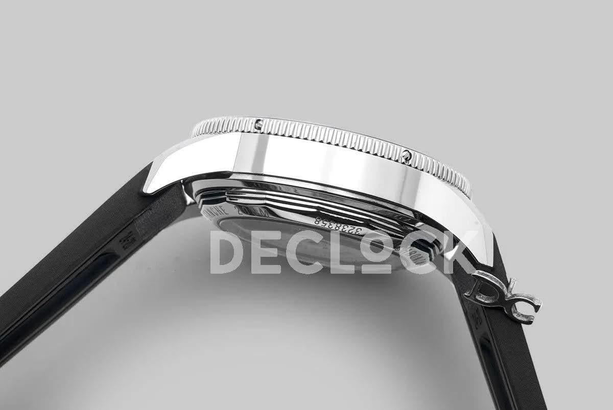 Replica Breitling Superocean Heritage II B01 Chronograph in Black Dial on Steel on Black Leather Strap |  Declock.