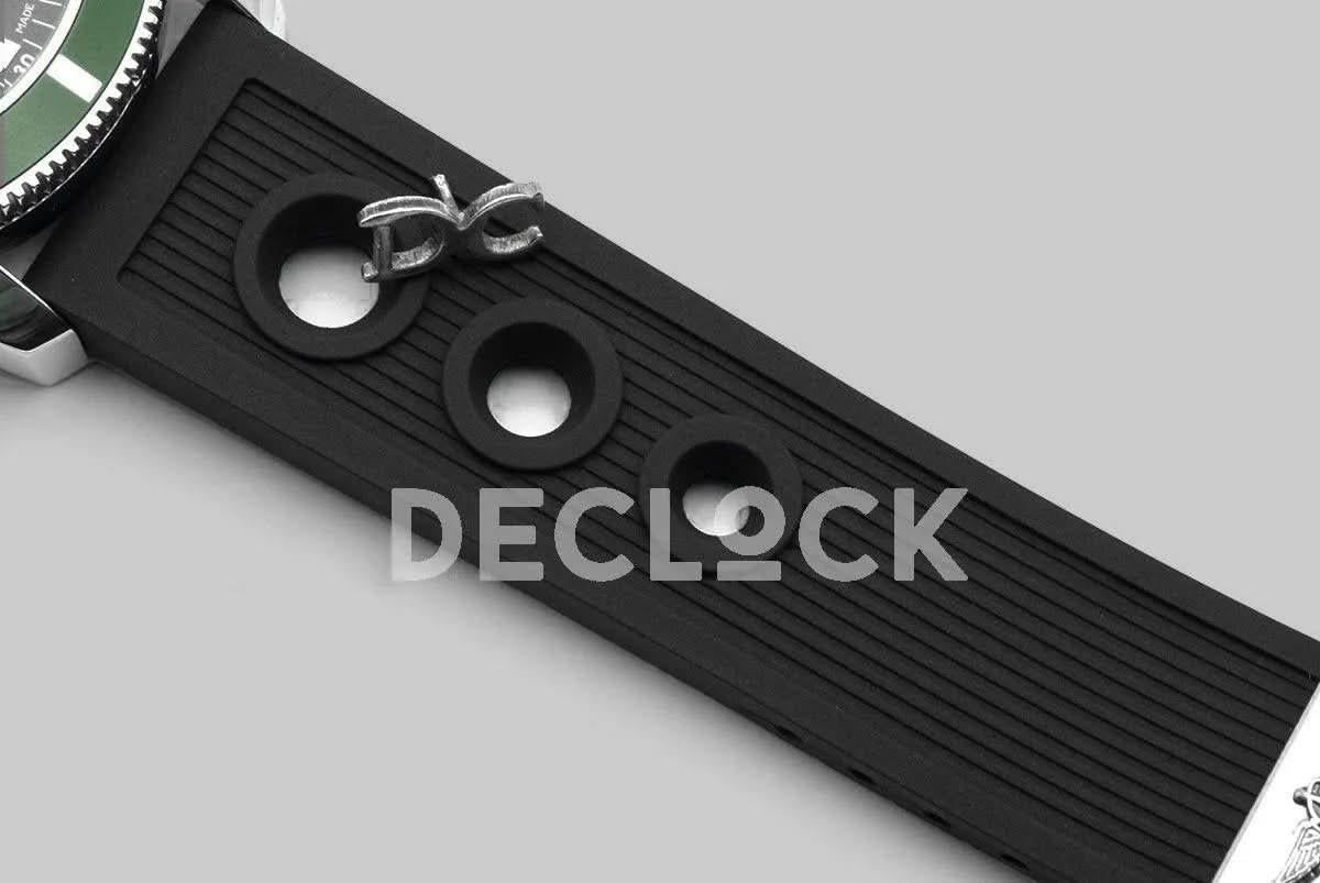 Replica Breitling Superocean Heritage II B20 Automatic in Black Dial with Green Bezel on Black Rubber Strap |  Declock.