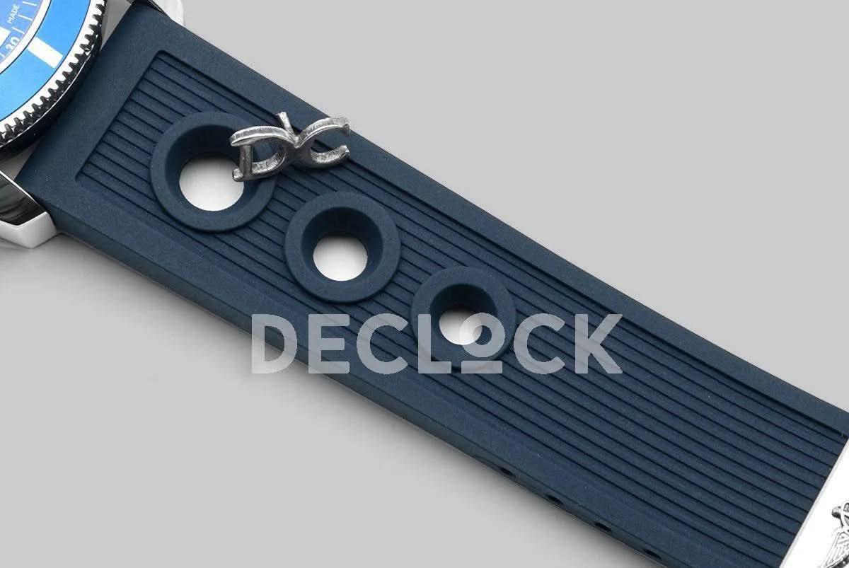 Replica Breitling Superocean Heritage II B20 Automatic in Blue Dial with Blue Bezel on Blue Rubber Strap |  Declock.