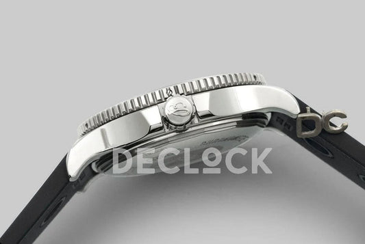 Replica Breitling SuperOcean II in Black Dial |  Declock.