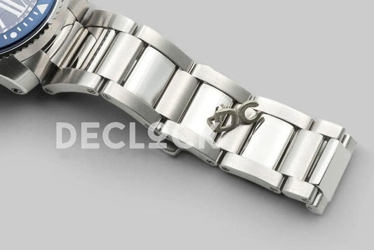 Replica Cartier Calibre de Cartier Diver Blue Dial in Steel Bracelet |  Declock.