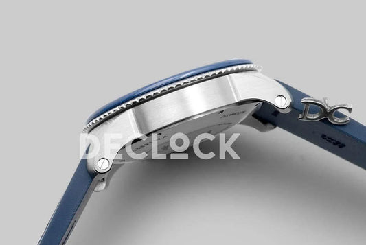 Replica Cartier Calibre de Cartier Diver Blue Dial in Steel on Blue Bezel |  Declock.