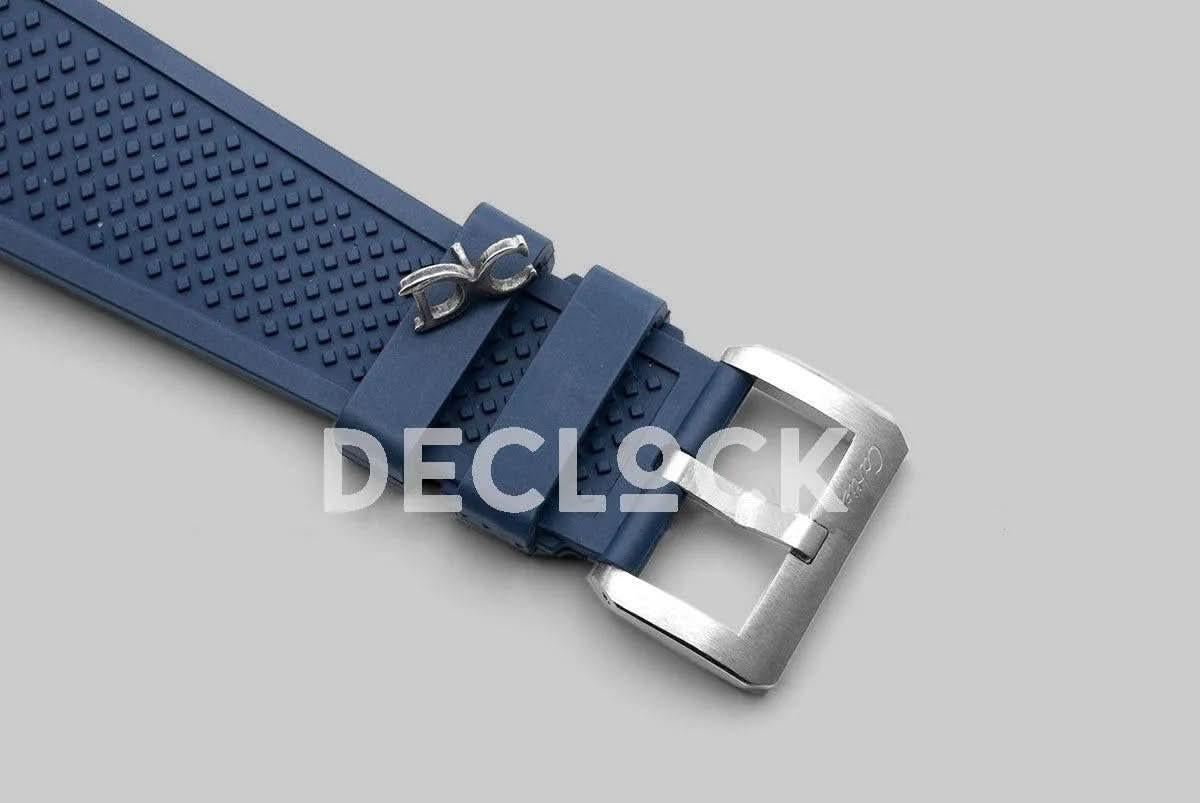 Replica Cartier Calibre de Cartier Diver Blue Dial in Steel on Blue Bezel |  Declock.
