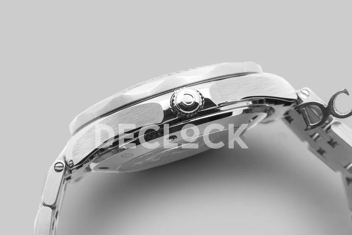 Replica Omega Seamaster Diver 300m Co-Axial 42mm Black Dial in Steel