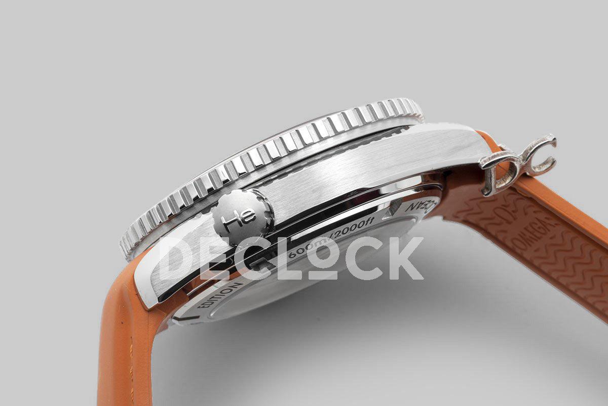 Replica Omega Seamaster Planet Ocean 600m Co-Axial 45.5mm Black Dial with Orange Bezel on Orange Rubber Strap - Replica Watches