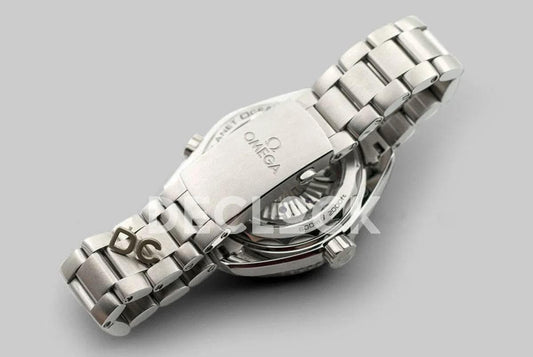 Replica Omega Seamaster Planet Ocean GMT 45mm Black Ceramic |  Declock.