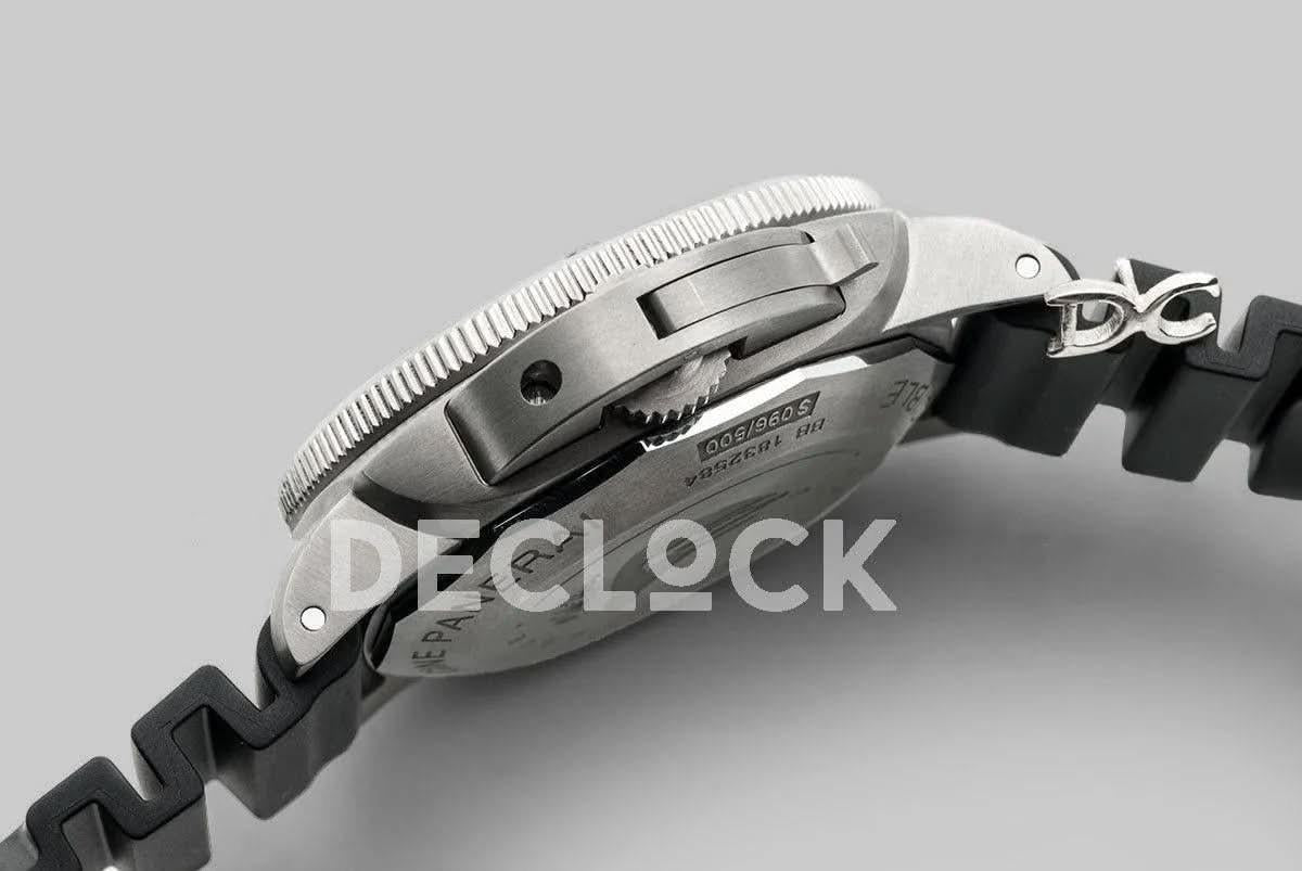 Replica Panerai PAM719 Luminor Submersible 1950 3 Days GMT Titanium Pole2Pole |  Declock.
