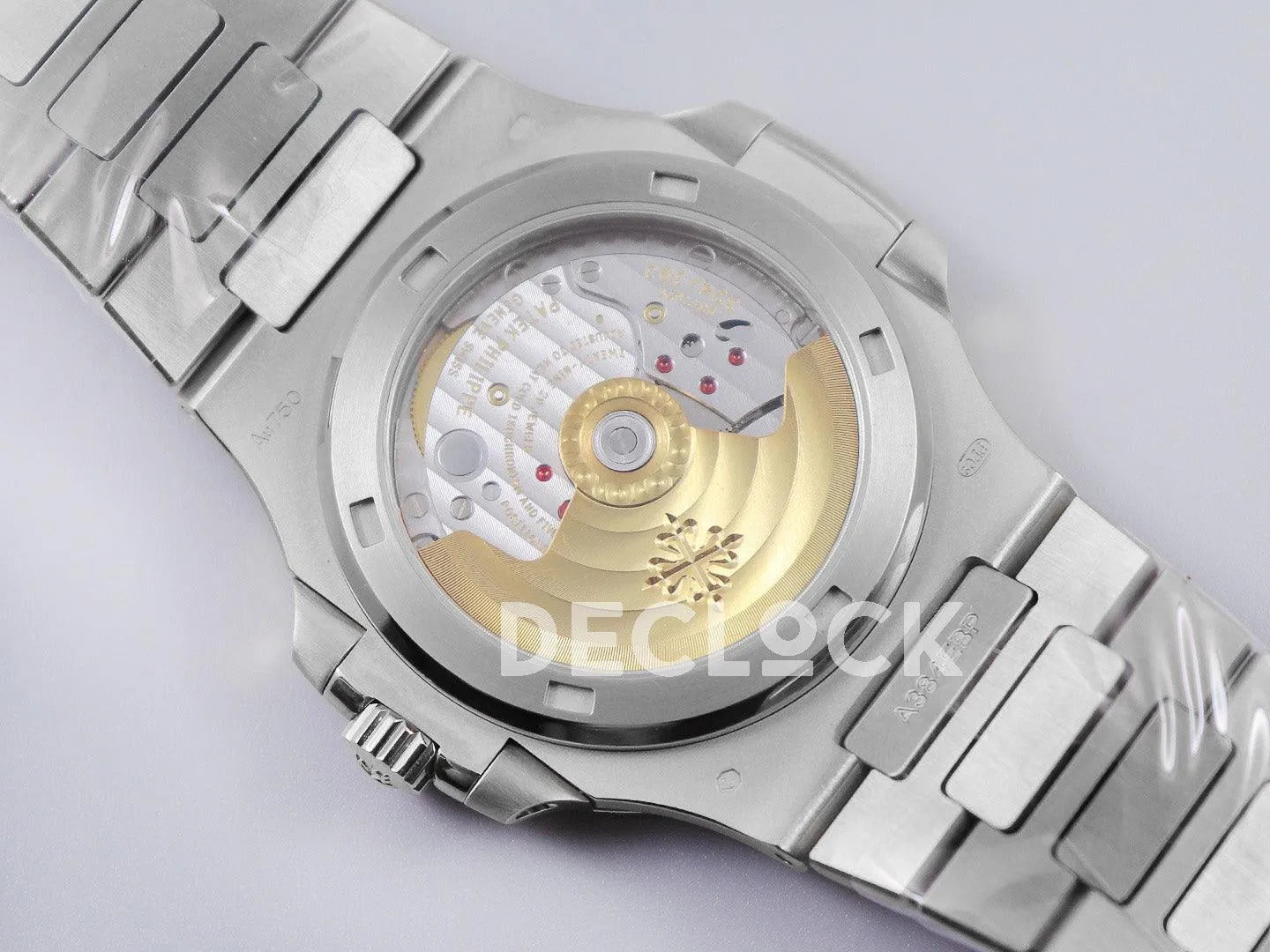 Replica Pattek Philippe Nautilus 5711 White Dial on Steel - Replica Watches