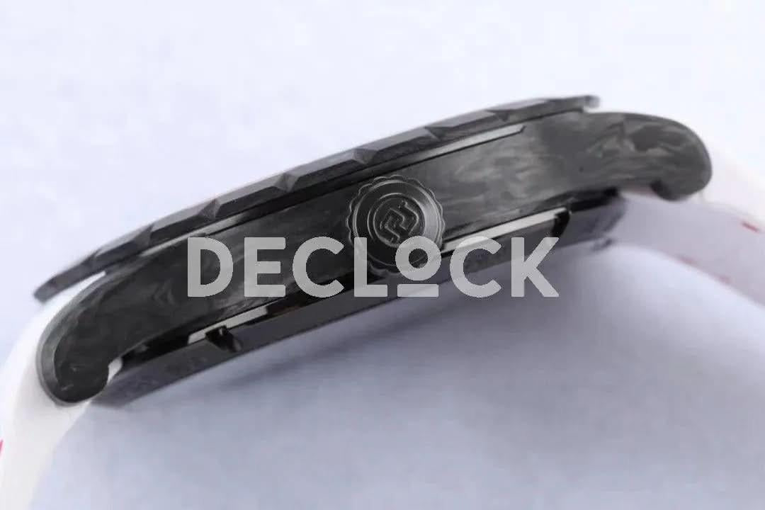 Replica Roger Dubuis Excalibur Carbon Skeleton Flying Tourbillon with White Rubber Strap |  Declock.