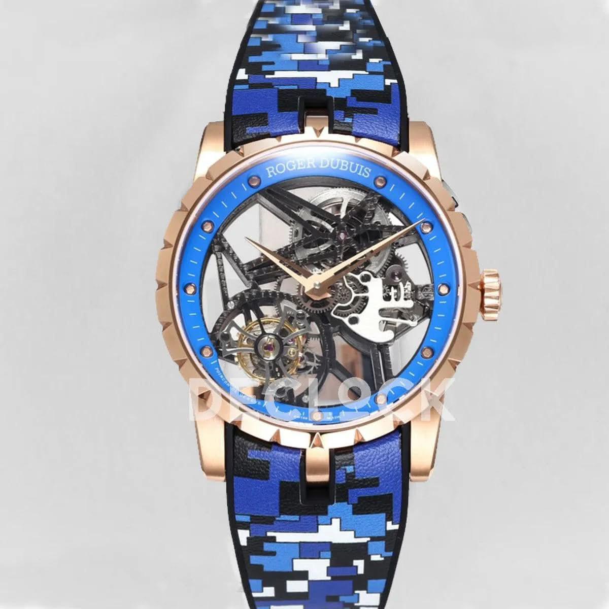 Replica Roger Dubuis Excalibur Spider Skeleton Flying Tourbillon in Rose Gold with Blue/Black Rubber Strap |  Declock.