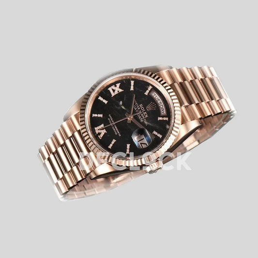Replica Rolex Day-Date 36 128235 Eisenkiesel (Quartz Stone) Diamond Roman Dial in Everose Gold |  Declock.