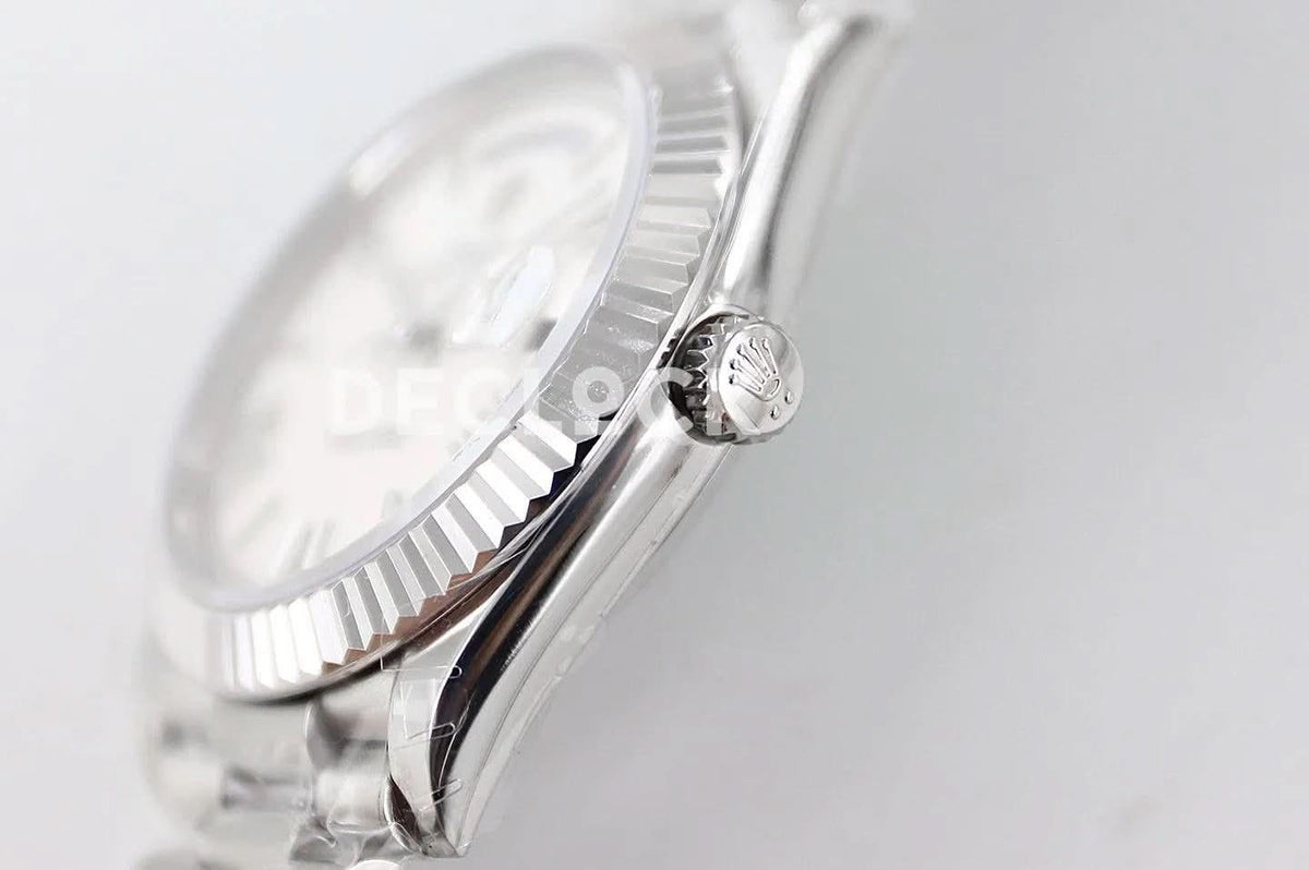 Replica Rolex Day-Date 36/40 228238 White Dial in White Gold |  Declock.